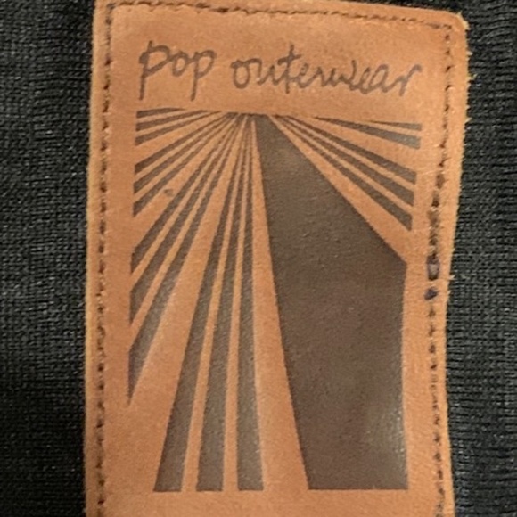 Sweater - Womens - Large - LIKE NEW - Picture 4 of 4